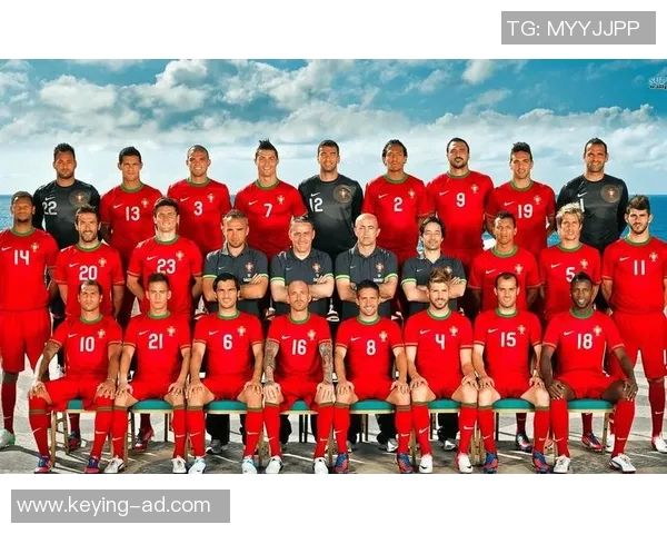 足球明星与娱乐圈明星的交锋与合作揭秘