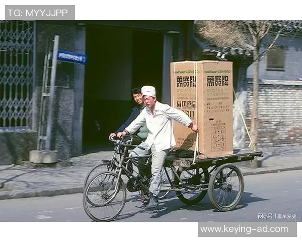 在繁华街头偶遇足球巨星的惊喜瞬间与难忘回忆 在繁华街头偶遇足球巨星的惊喜瞬间与难忘回忆